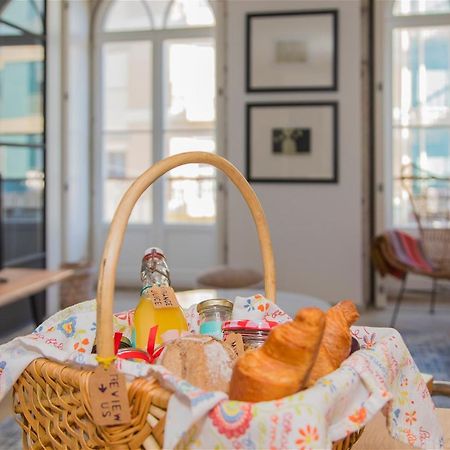 Liiiving In Porto - Luxury Beachfront Apartments Exterior foto