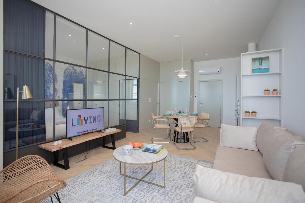 Liiiving In Porto - Luxury Beachfront Apartments Exterior foto