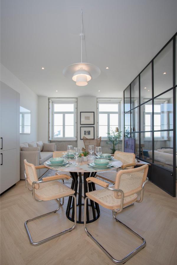 Liiiving In Porto - Luxury Beachfront Apartments Exterior foto
