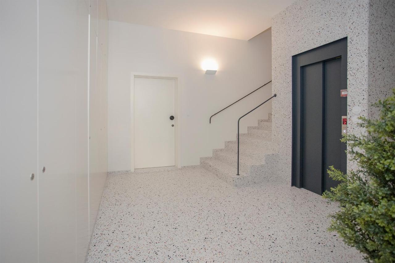 Liiiving In Porto - Luxury Beachfront Apartments Exterior foto