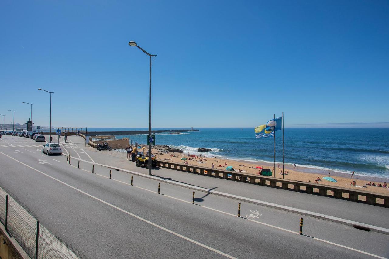 Liiiving In Porto - Luxury Beachfront Apartments Exterior foto