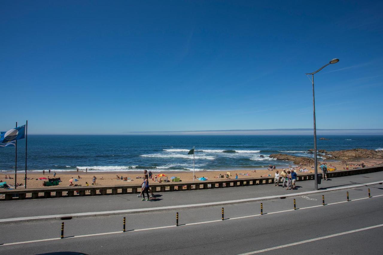 Liiiving In Porto - Luxury Beachfront Apartments Exterior foto
