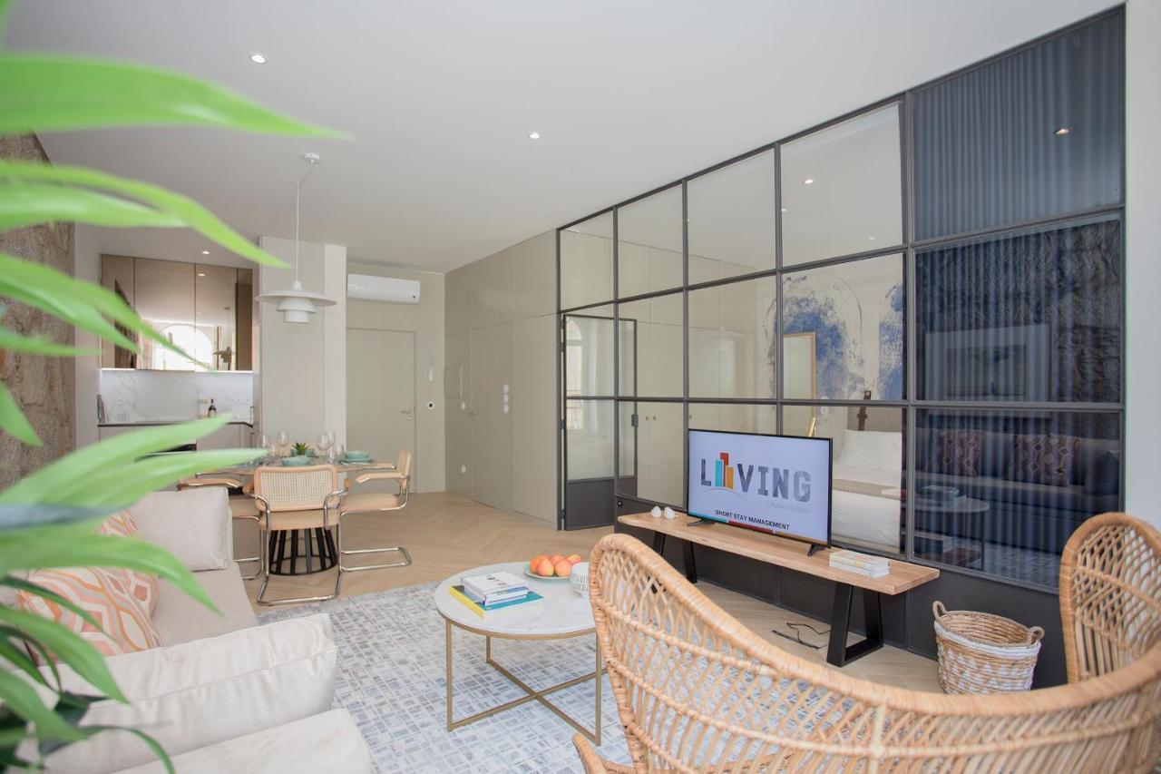 Liiiving In Porto - Luxury Beachfront Apartments Exterior foto