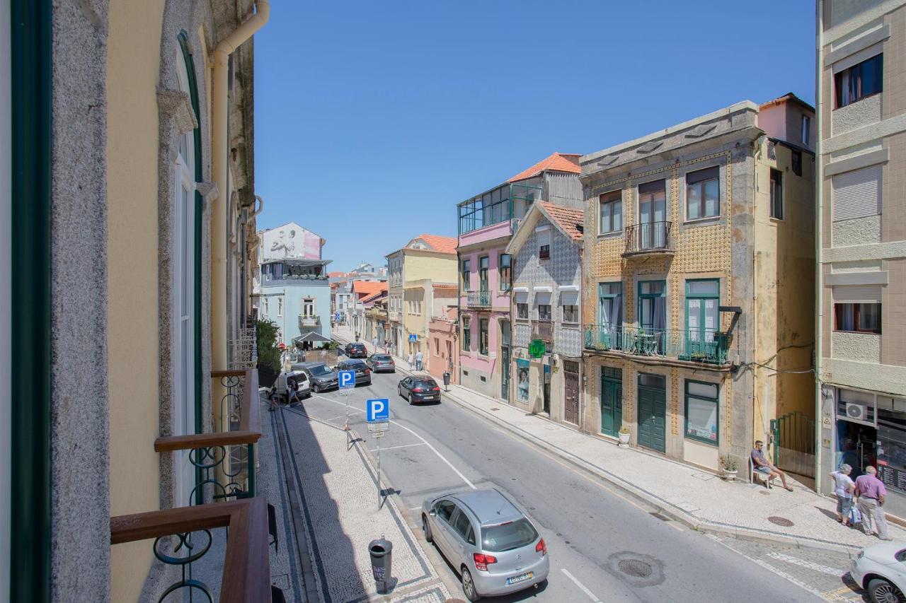 Liiiving In Porto - Luxury Beachfront Apartments Exterior foto