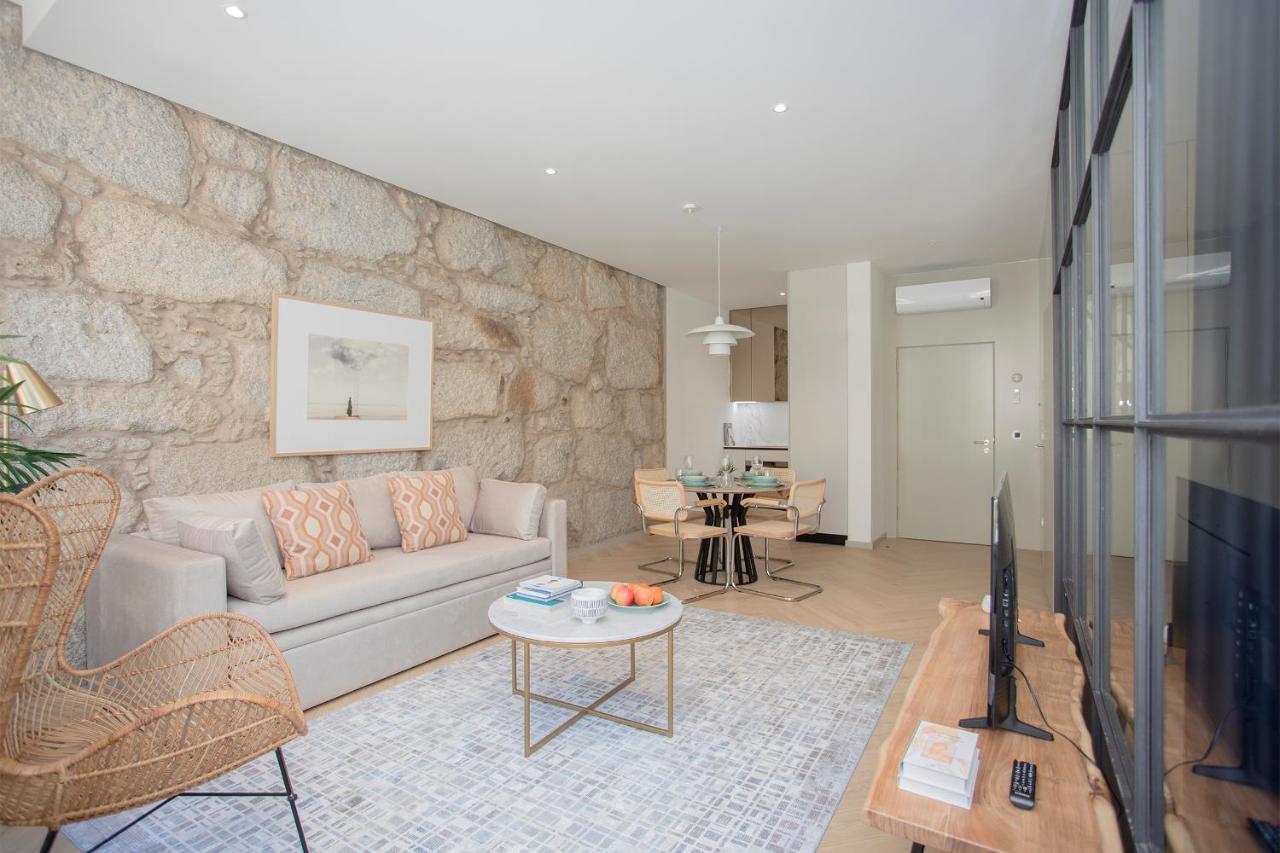 Liiiving In Porto - Luxury Beachfront Apartments Exterior foto